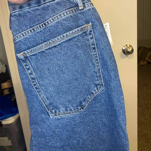 Good American jeans, tags still on! - Picture 3 of 6